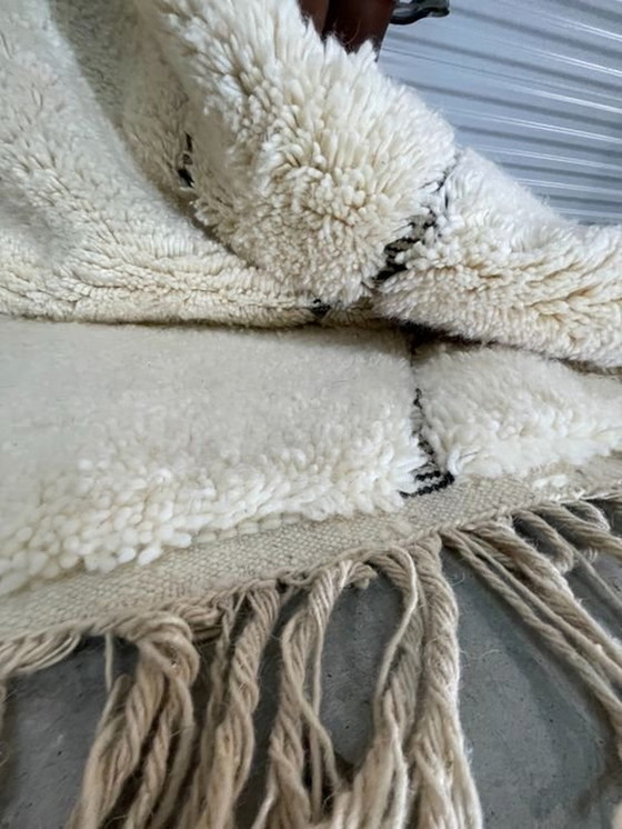 Image 1 of Tappeto berbero Beniouarain • 210 Cm X 140 Cm • 1990