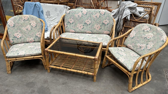 Image 1 of Vintage rattan set