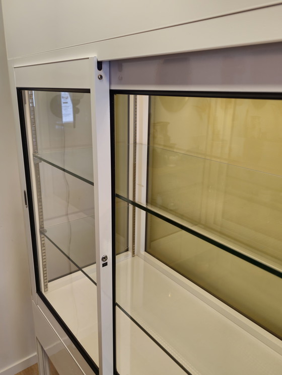 Image 1 of Vintage Vitrine Armoire de médecin Armoire à pharmacie Vitrine B