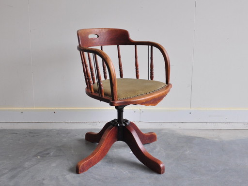 Chaise de bureau ancienne Heywood Brothers & Wakefield Co.