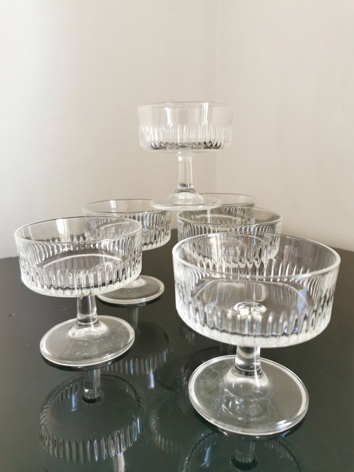 6 Art Deco Champagne glasses