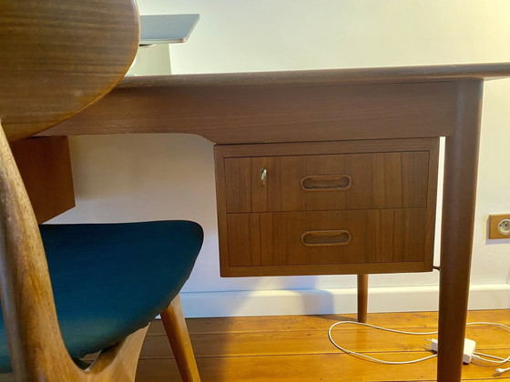 Image 1 of Vintage Table And Chair