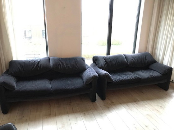 Image 1 of 2x Cassina Maralunga 2-seater sofa by Vico Magistretti