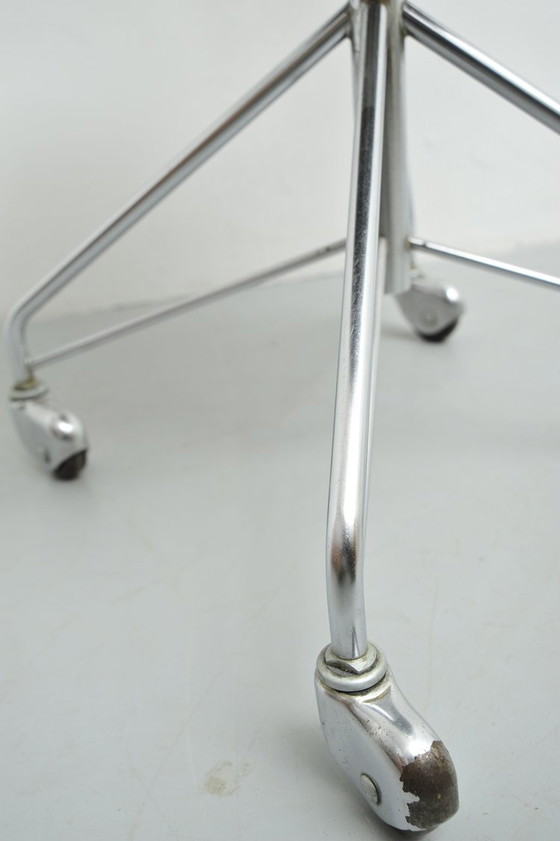 Image 1 of Arne Jacobsen Model 3217 Swivel Desk Chair 1950s