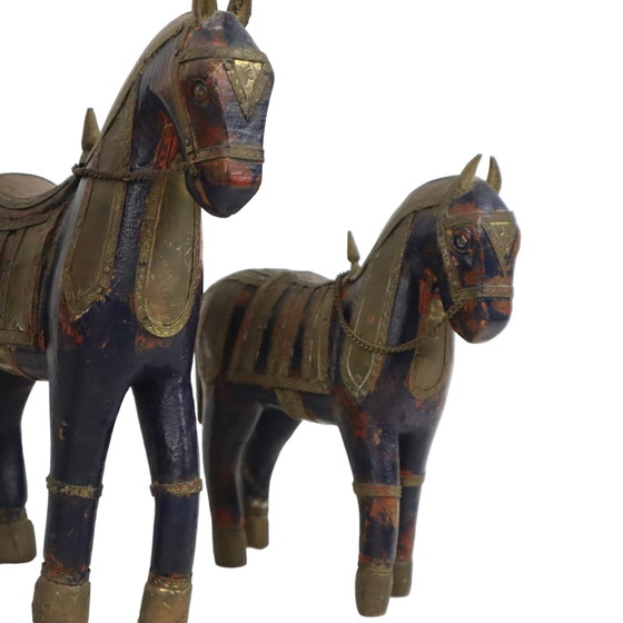 Image 1 of Chevaux Marwari en bois d'époque