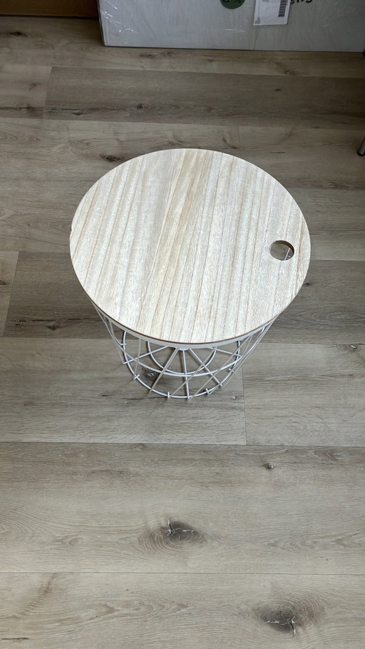 Side table | Coffee table | Bedside table