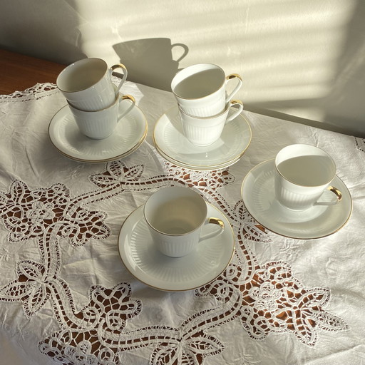 Set Of 6 Large Johann Seltman Vohenstraus Bavaria Porcelain And Gold Coffee Cups