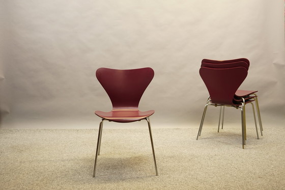 Image 1 of Mid Century 3107 - Chaises de Arne Jacobsen pour Fritz Hansen, set de 4 chaises