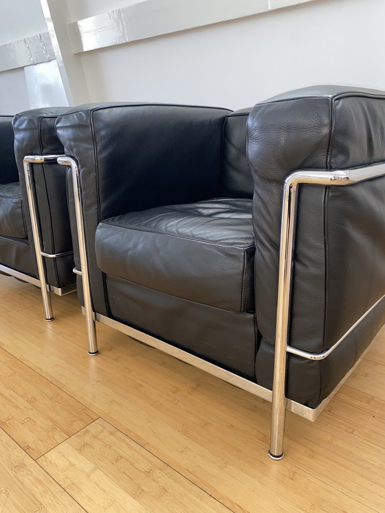 Image 1 of 2x Cassina LC2 armchairs