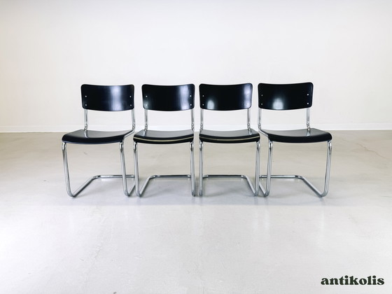 Image 1 of Lot de 4 chaises Thonet S43 Mart Stam noir années 1980