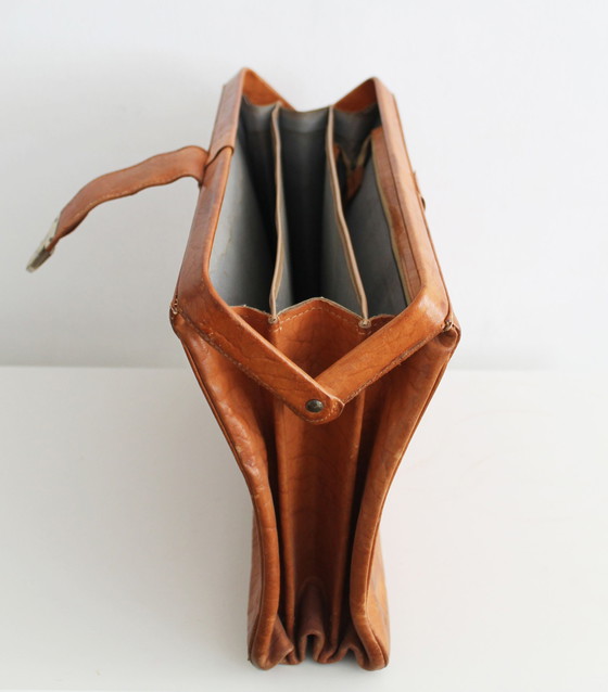 Image 1 of Maletín de cuero de los años 50