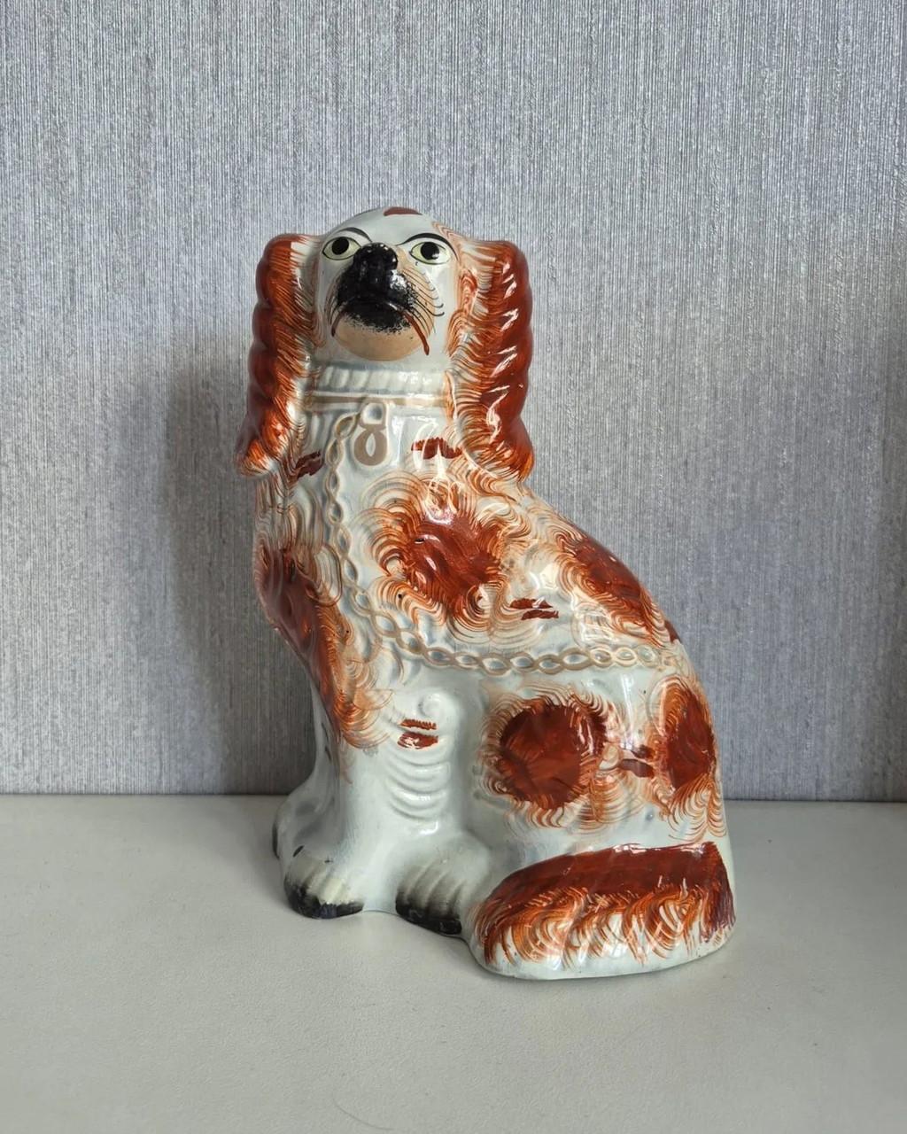 Antique Porcelain "Whore Dog" | €50 | Whoppah