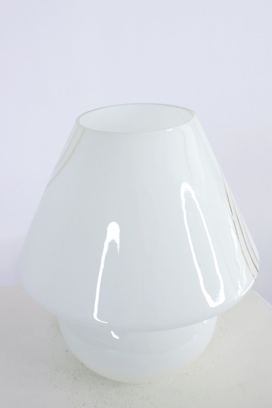Image 1 of Lampe de table vintage en verre avec champignon