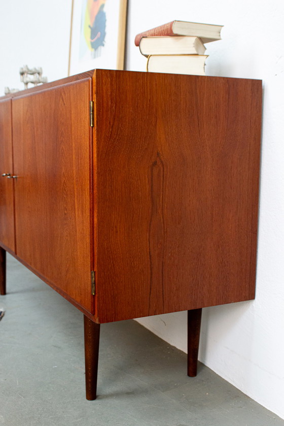 Image 1 of Vintage teak sideboard chest of drawers Hundevad