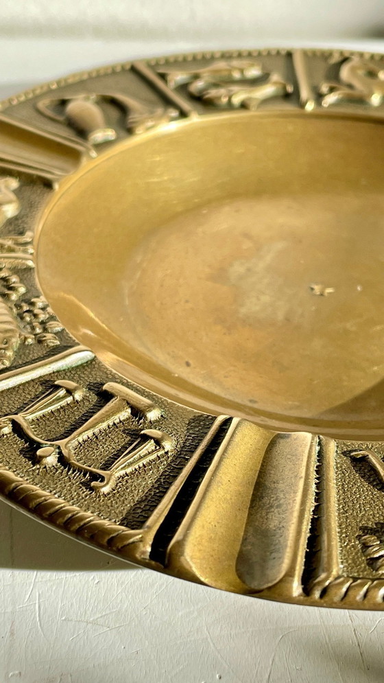Image 1 of Posacenere vintage in bronzo con segno zodiacale