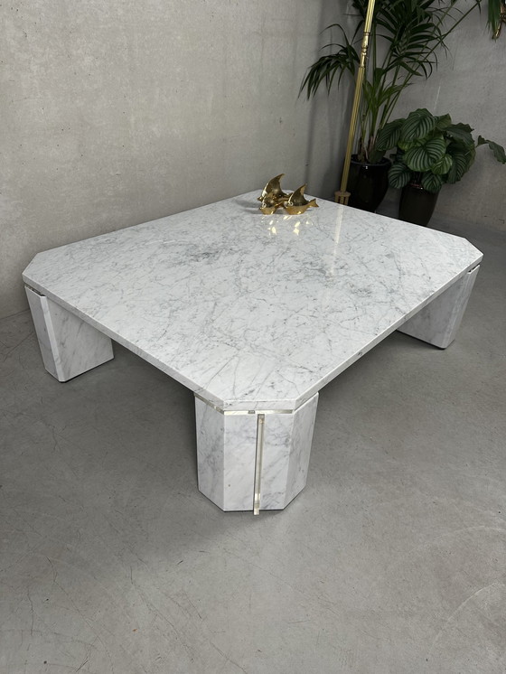 Image 1 of Table basse vintage - marbre de Carrare