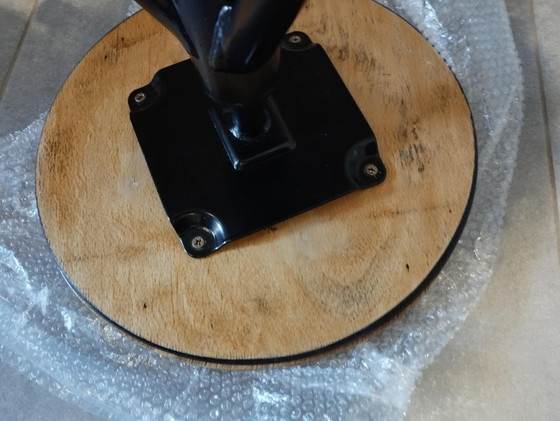 Image 1 of Sgabello vintage, stile industriale, gamba a treppiede, seduta regolabile