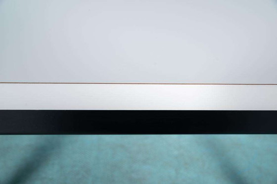 Image 1 of Table basse style Memphis 80s, table d'appoint noir et blanc