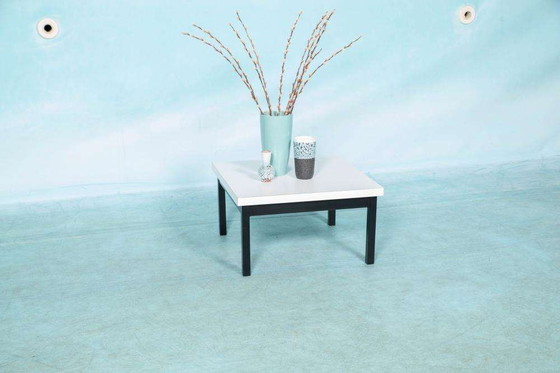 Image 1 of Table basse style Memphis 80s, table d'appoint noir et blanc