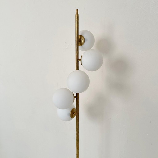 Italian floor lamp Brass Opaline glass