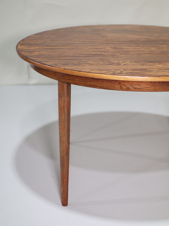 Image 1 of Extendable dining table rosewood Danish