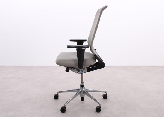 Image 1 of Vitra Meda Pro office chair gray