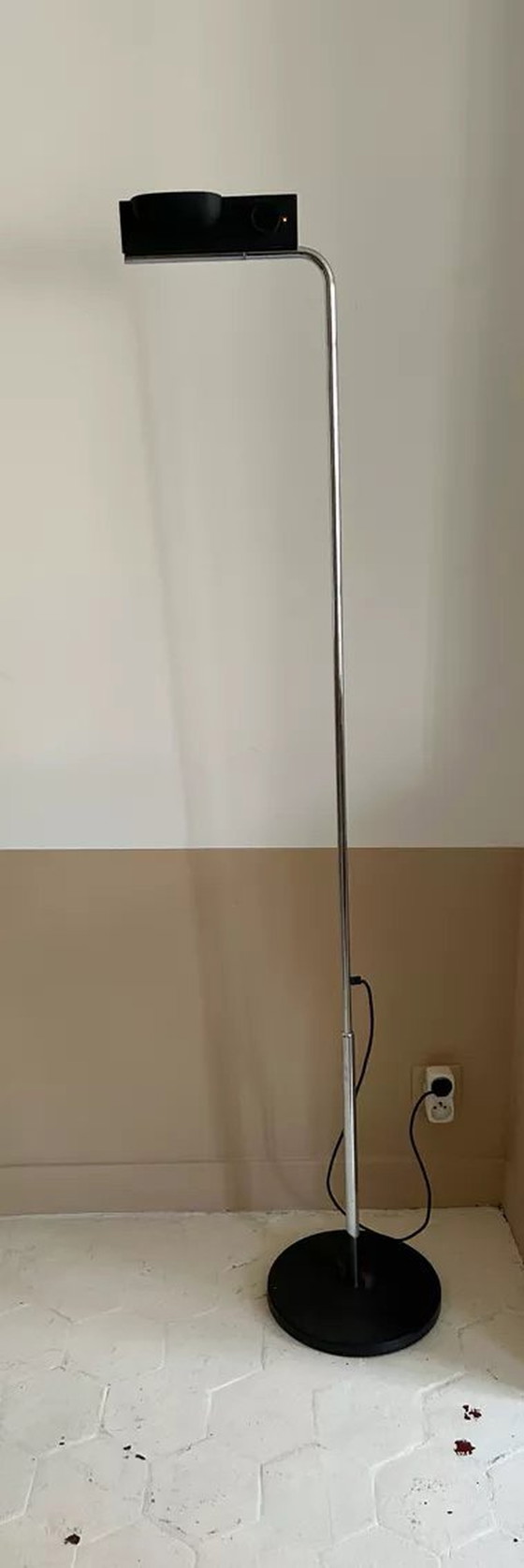 Image 1 of Lampada da terra vintage regolabile, cromata e nera, Gismondi per Artemide, Italia, anni '80