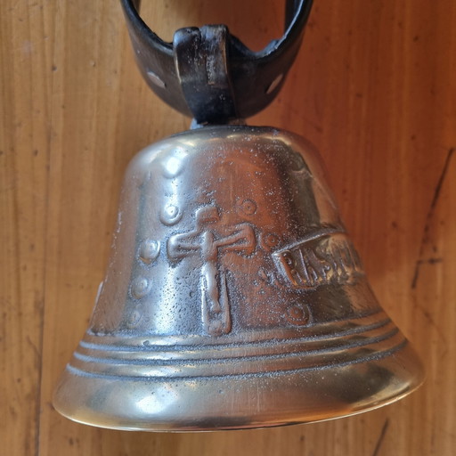 Bronze Rastello Cow Bell Early 20th Century