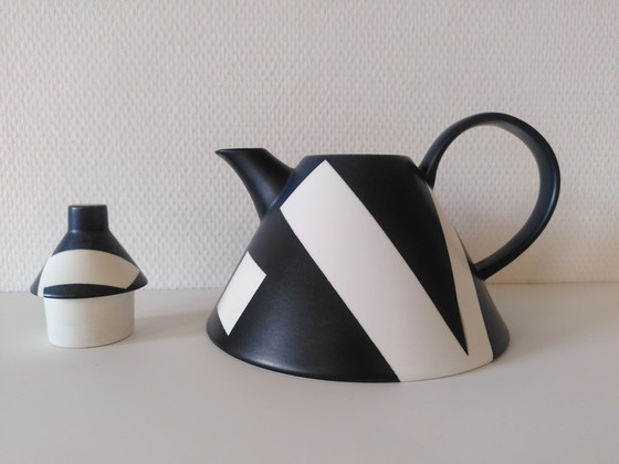 Image 1 of Rörstrand Teapot 411 by Rolf Sinnemark