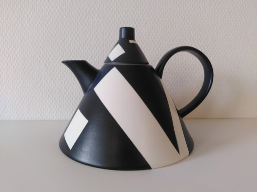 Rörstrand Teapot 411 de Rolf Sinnemark