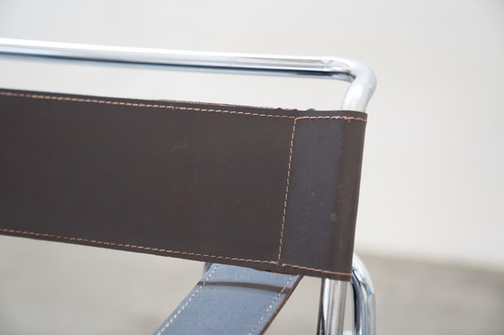 Image 1 of Pair of brown and beige armchairs in leather and iron, 1970s