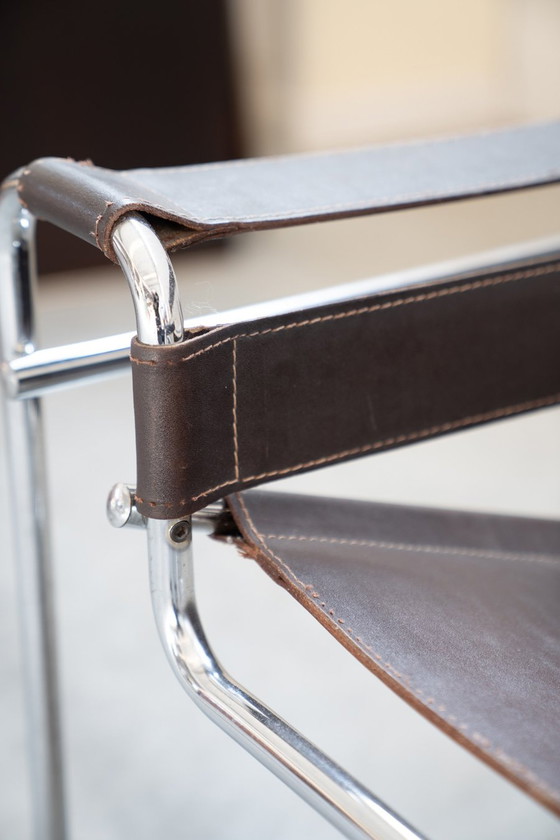 Image 1 of Pair of brown and beige armchairs in leather and iron, 1970s