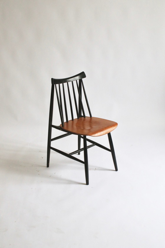 Image 1 of Chair in the style of Ilmari Tapiovaara