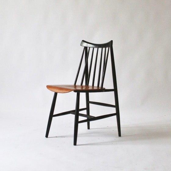 Image 1 of Chair in the style of Ilmari Tapiovaara