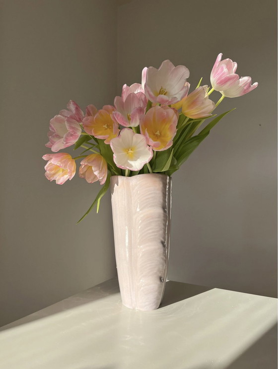 Image 1 of Vaso Gunnar Nylund Rörstrand Sweden, grande, ceramica smaltata, rosé, anni '60, vintage scandinavo