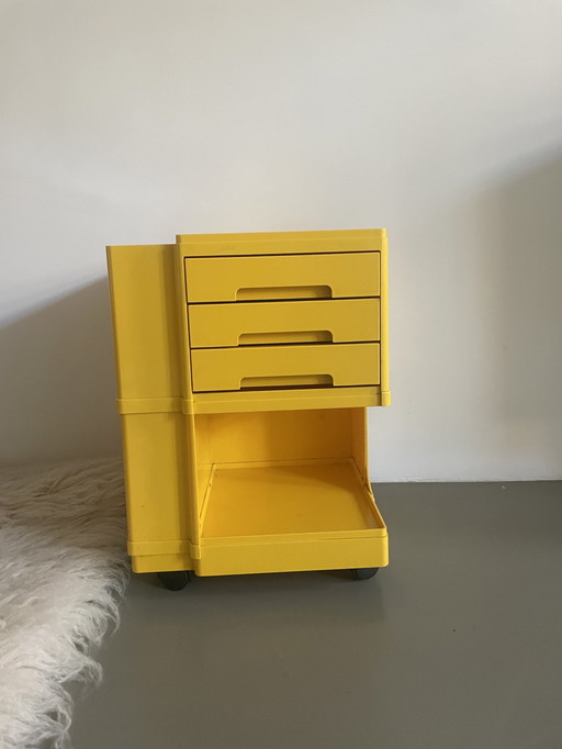 Yellow “Stile”Designer Trolley For Neolt From Giovanni Pelis