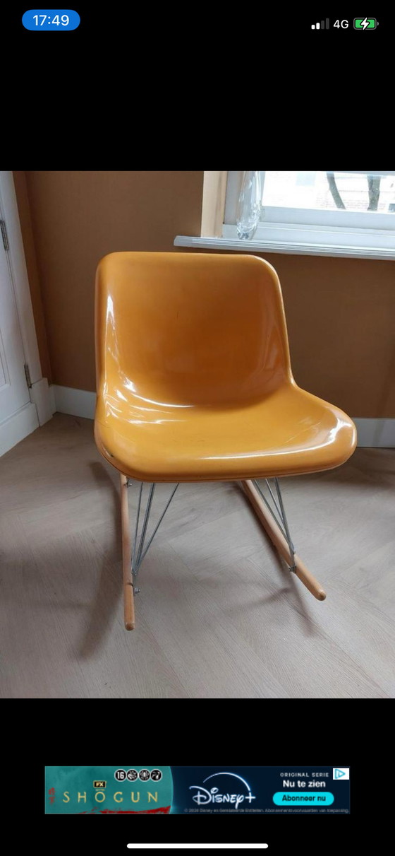 Image 1 of Sedia a dondolo vintage Houtoku/Artifort