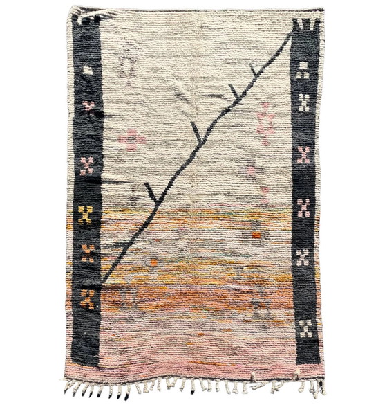 Image 1 of Tapis moderne tribal marocain en laine