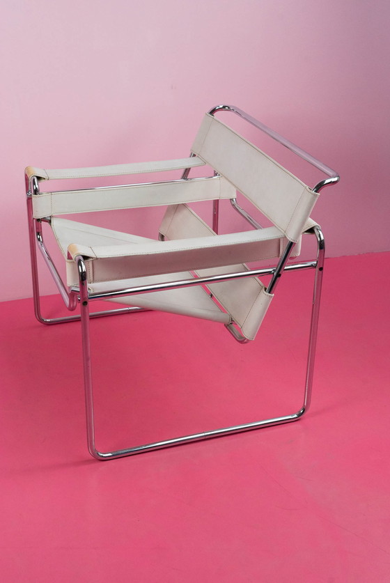 Image 1 of B3 Wassily Chair door Marcel Breuer voor Bononia