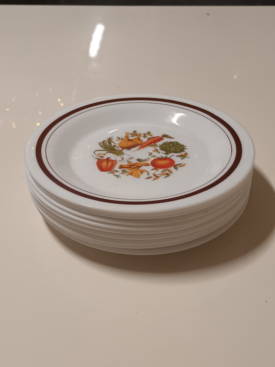 Image 1 of Arcopal Breakfast Plates