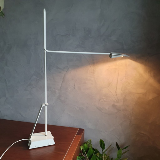 Dijkstra Table Lamp White