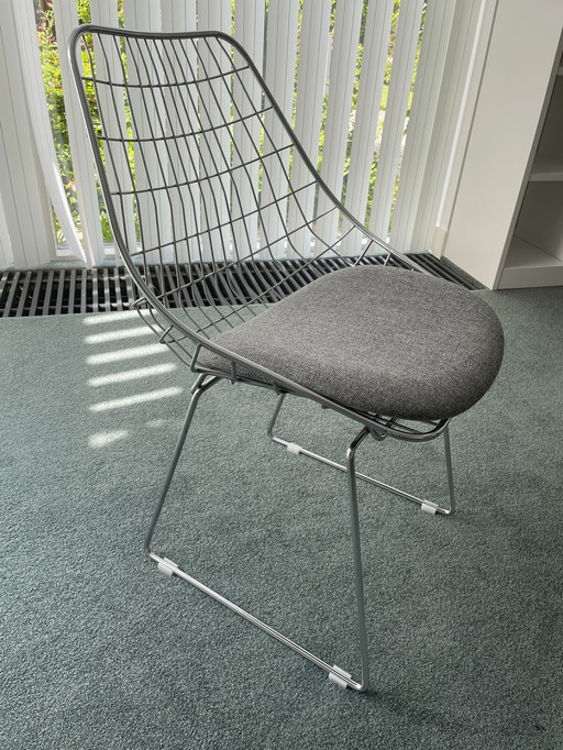 4x Pastoe wire chair upholstered