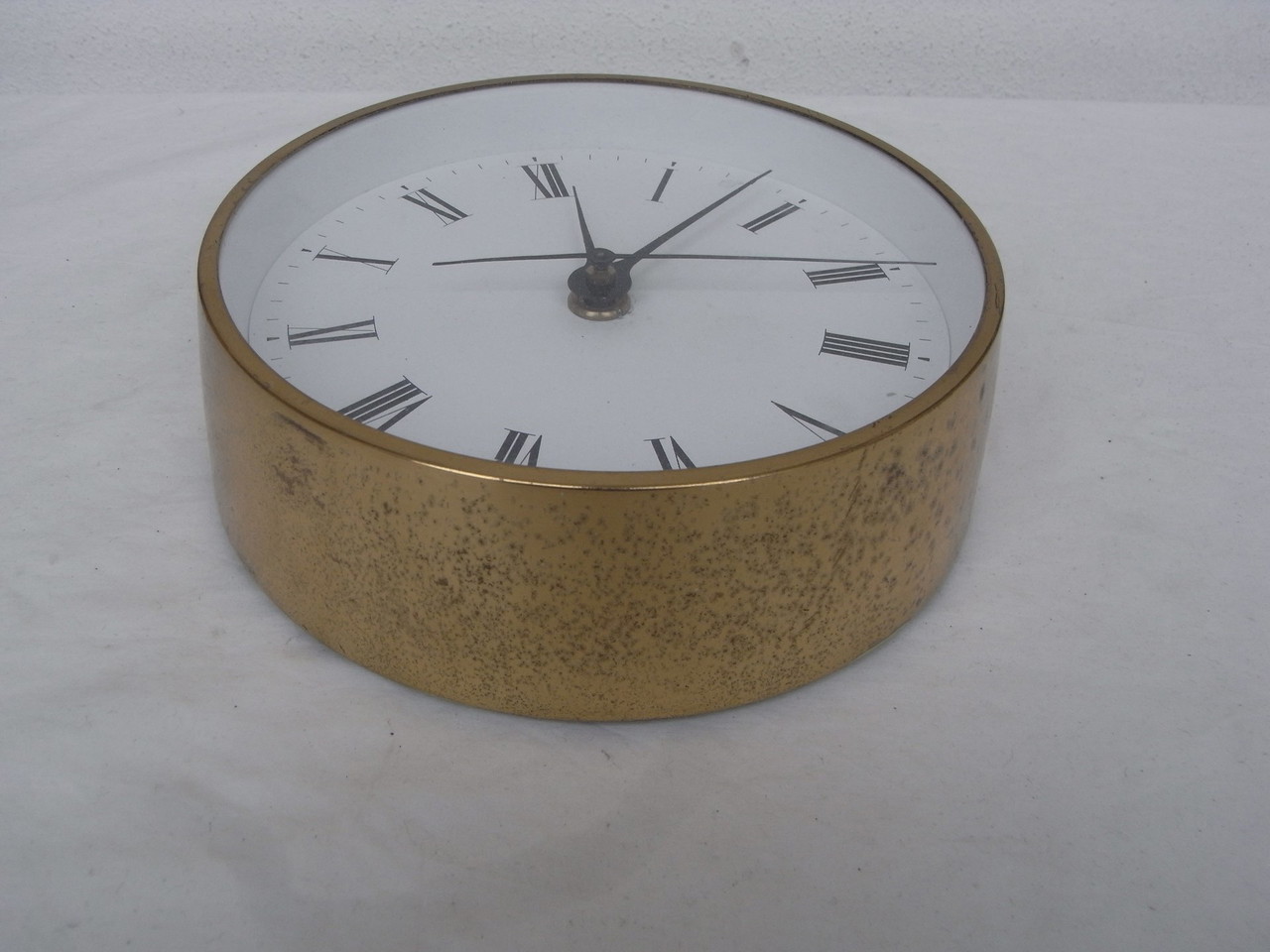 Henning Koppel Louis Poulsen wall clock | €350 | Whoppah