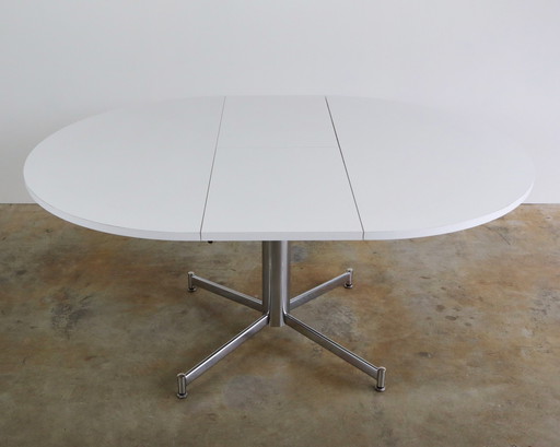 Vintage Extendable Round Dining Table