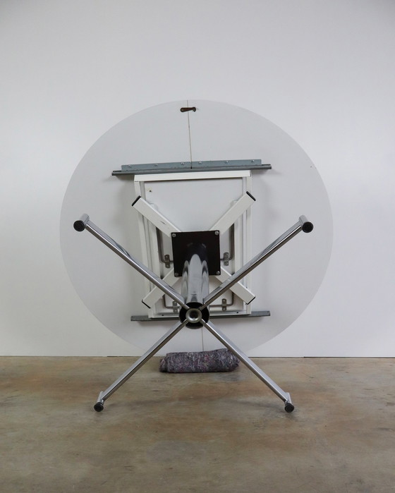 Image 1 of Tavolo da pranzo rotondo estensibile vintage