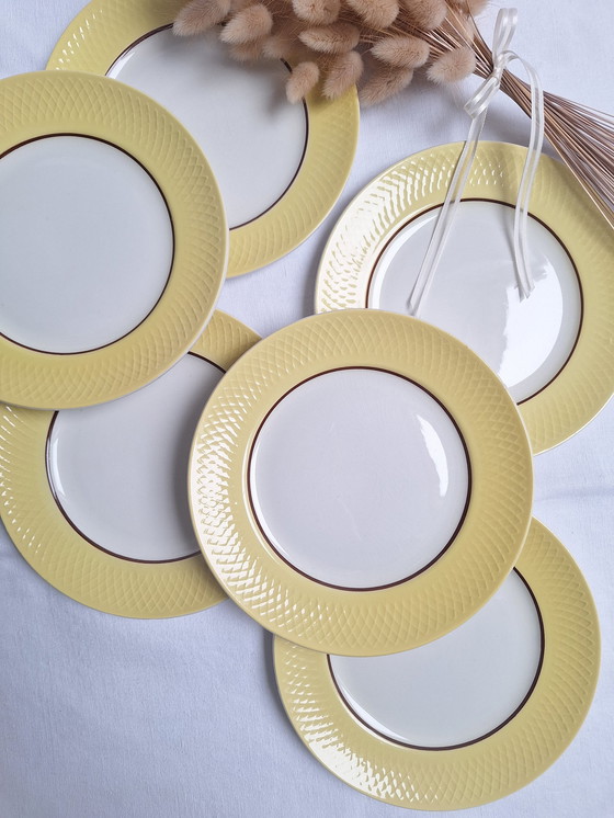 Image 1 of Moulin Des Loups Dessert Plates