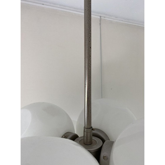 Image 1 of Lampadario vintage a sfera in vetro opalino, 1960