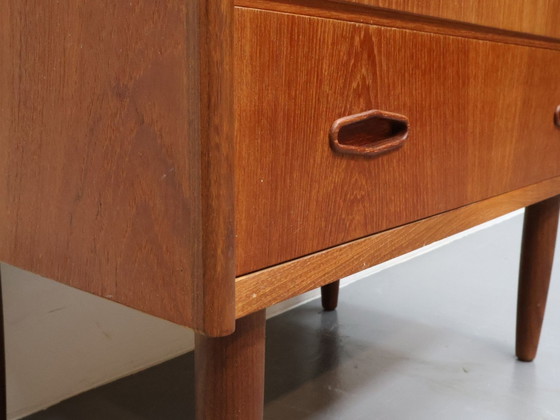 Image 1 of Cassettiera alta danese in teak vintage