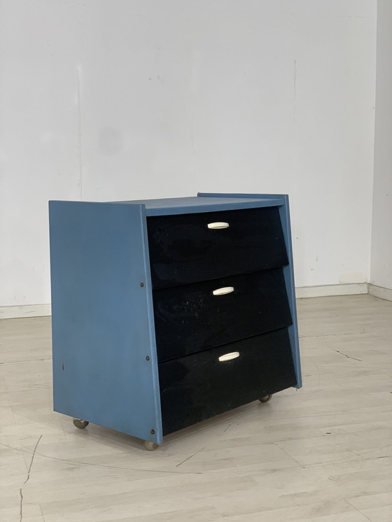 Image 1 of Mid Century armoire à chaussures armoire de couloir armoire vintage show cabinet