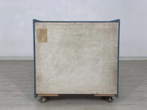 Image 1 of Mid Century armoire à chaussures armoire de couloir armoire vintage show cabinet